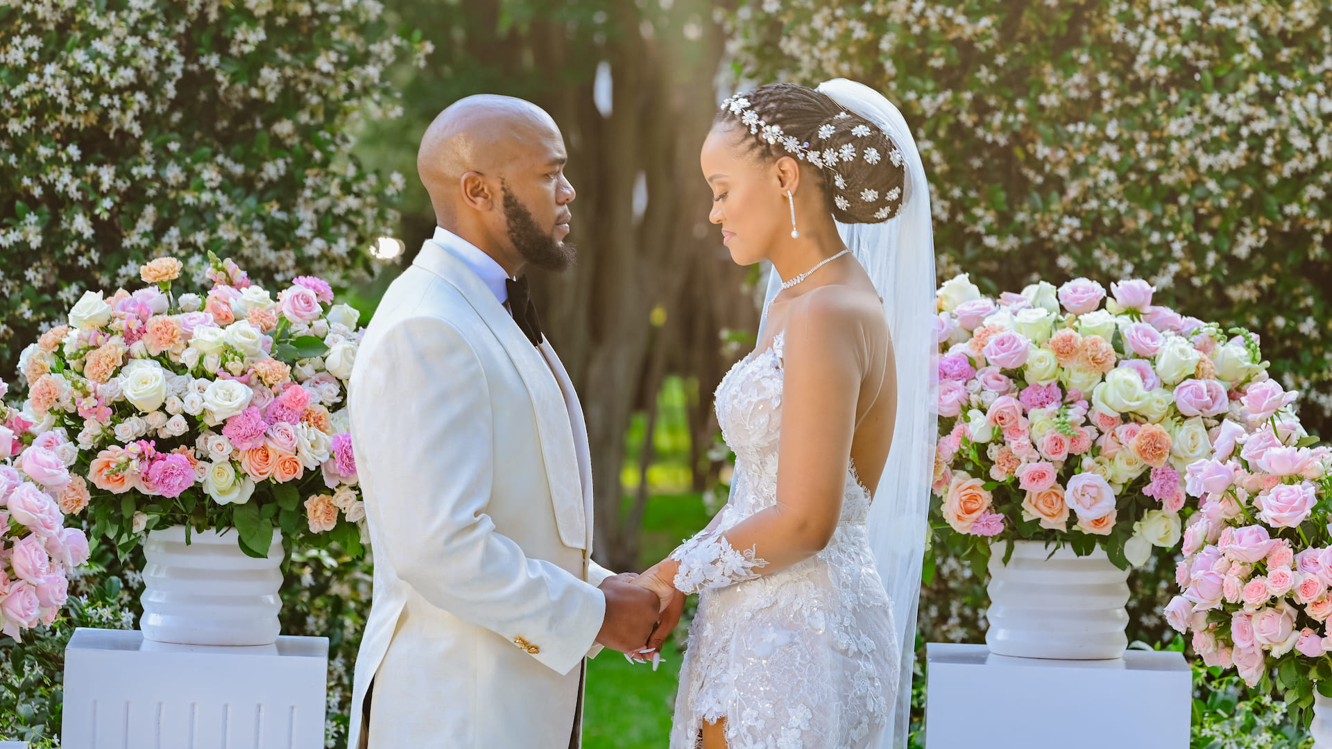 Thembinkosi Mthembu and Londeka Sishi as Bonga and Nkanyezi in Adulting