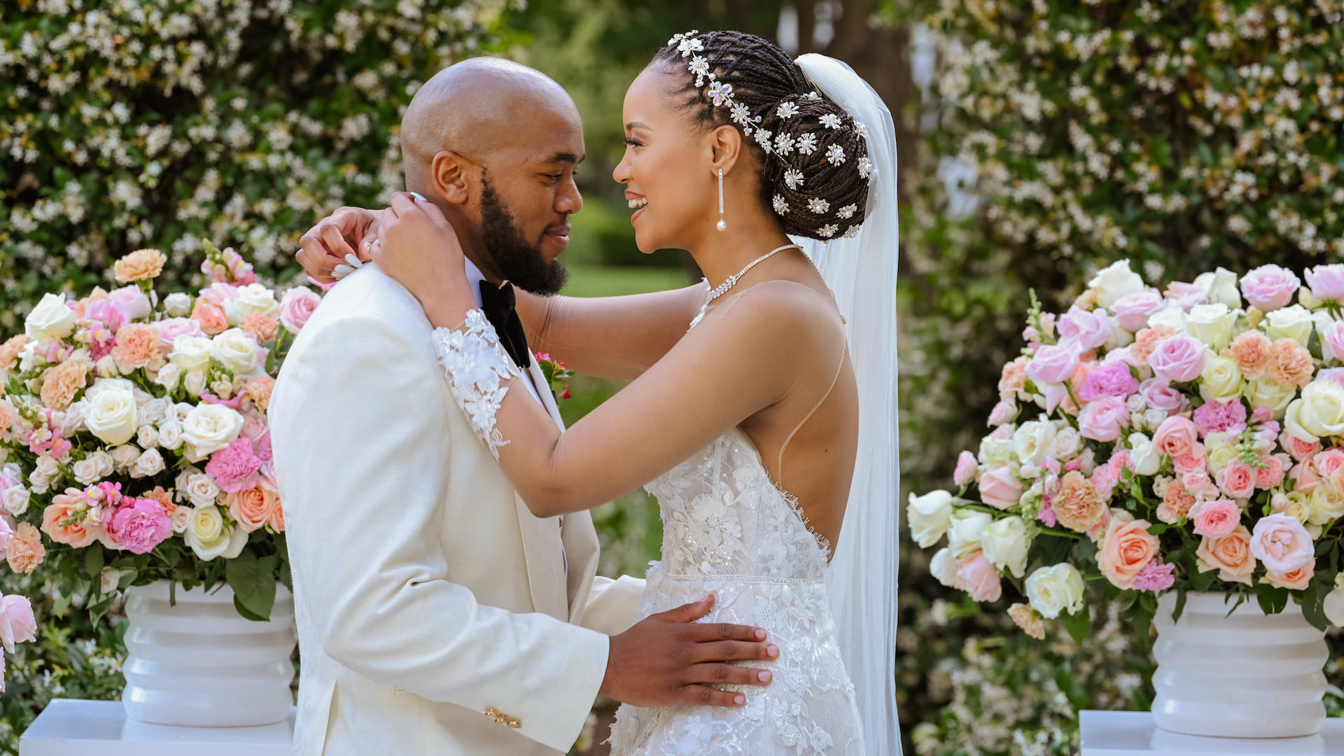 Thembinkosi Mthembu and Londeka Sishi as Bonga and Nkanyezi in Adulting