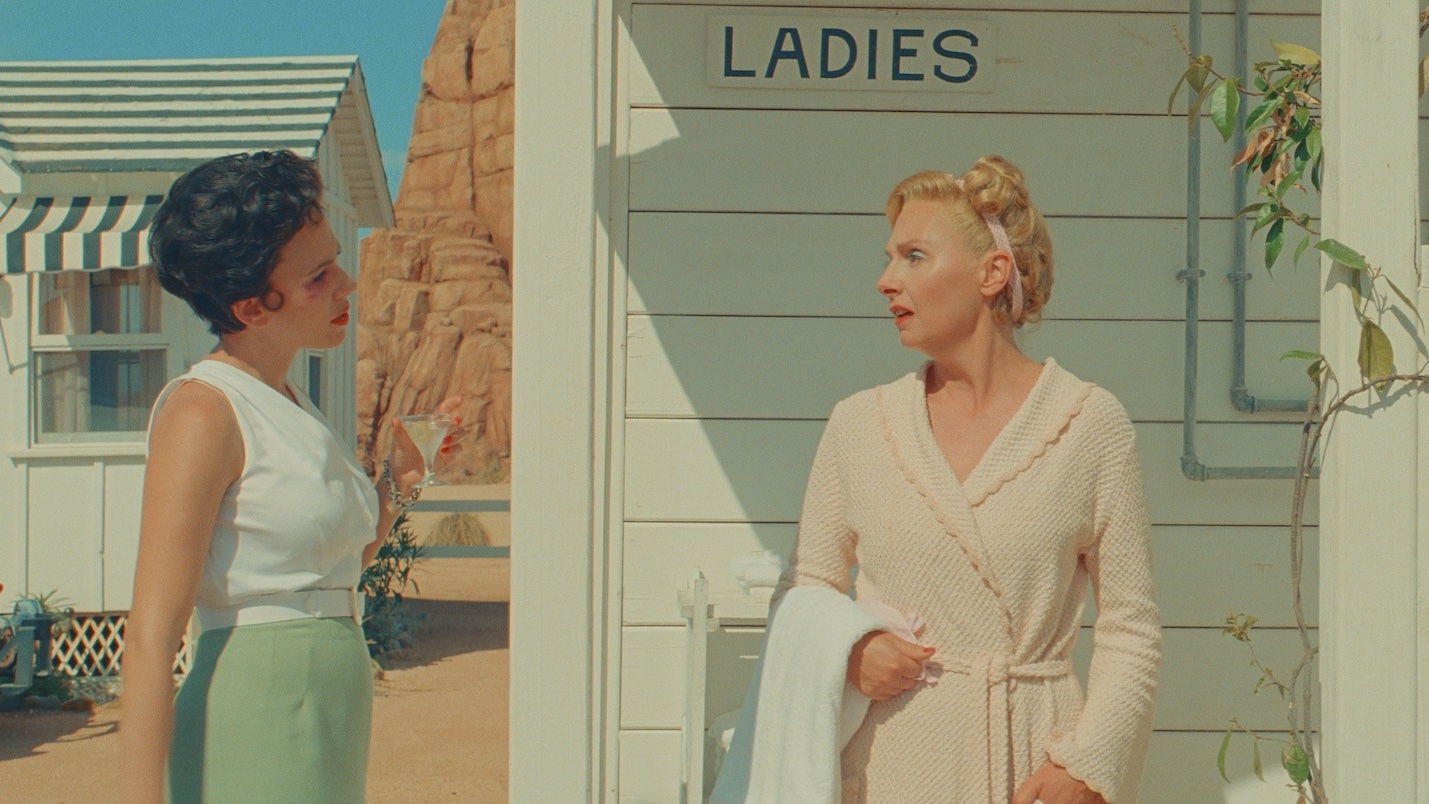 Scarlett Johansson as Midge Campbell and Hope Davis as Sandy Borden in Asteroid City