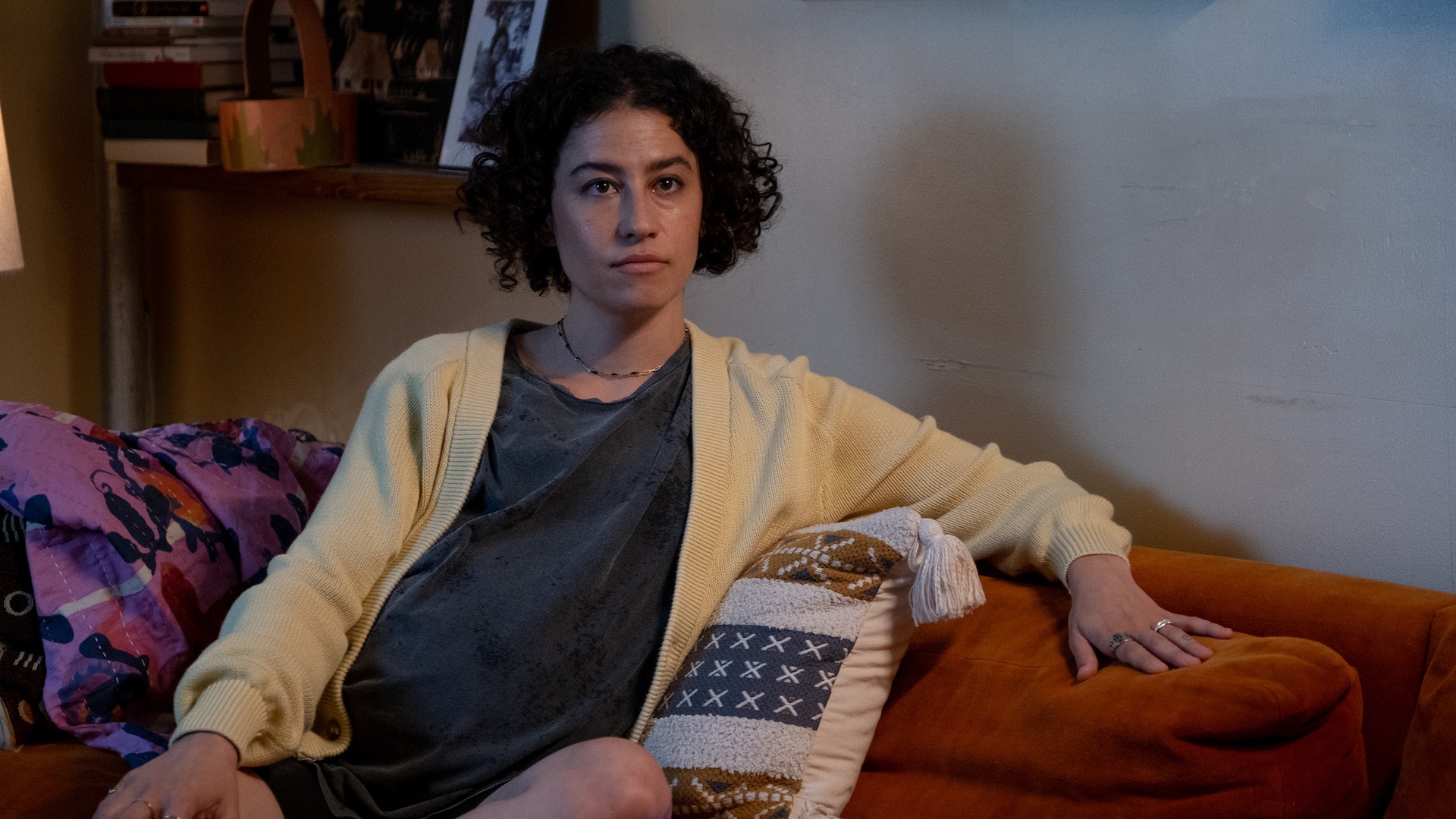 Ilana Glazer in the movie Babes now on Showmax