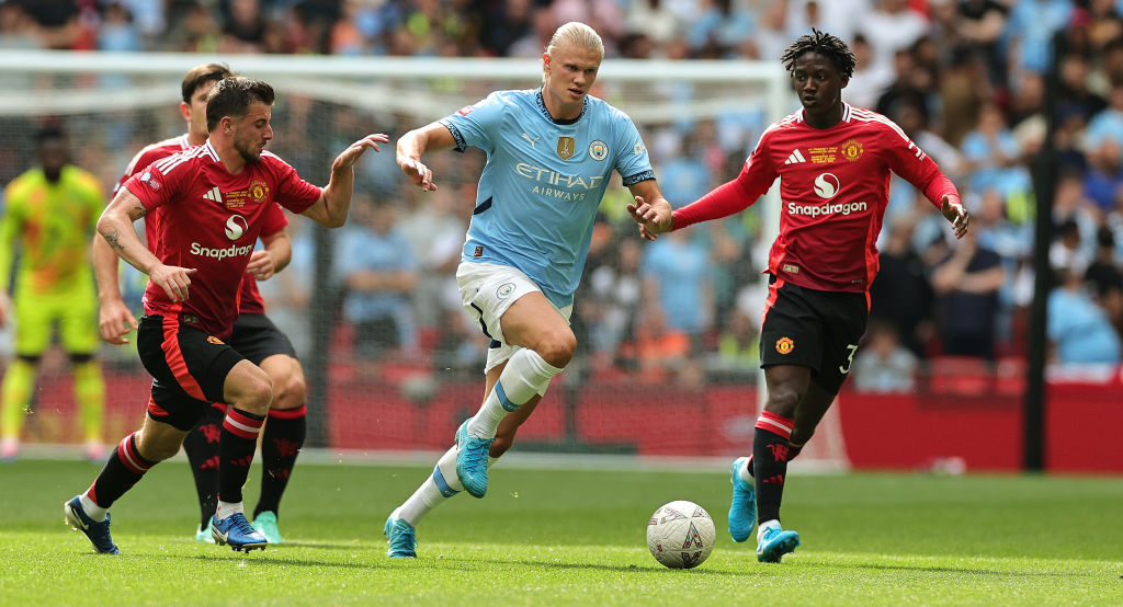 Catch the Manchester Derby live on Showmax Premier League.