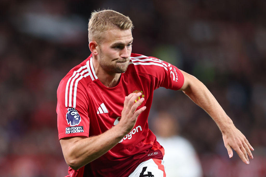 Manchester United FC v Fulham FC - Premier League