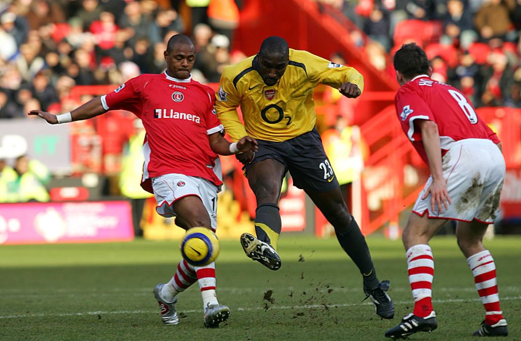 Soccer - FA Barclays Premiership - Charlton Athletic v Arsenal - The Valley