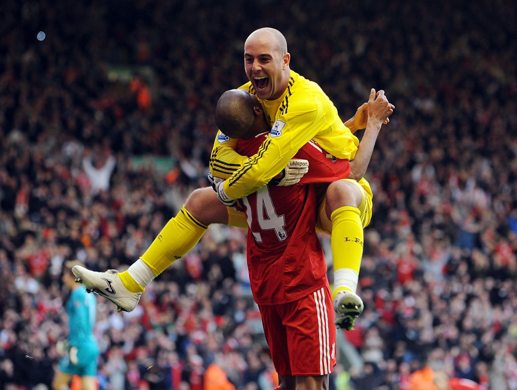 Former Liverpool striker David Ngog reckons the Reds will edge Arsenal in this weekend's mega clash. 