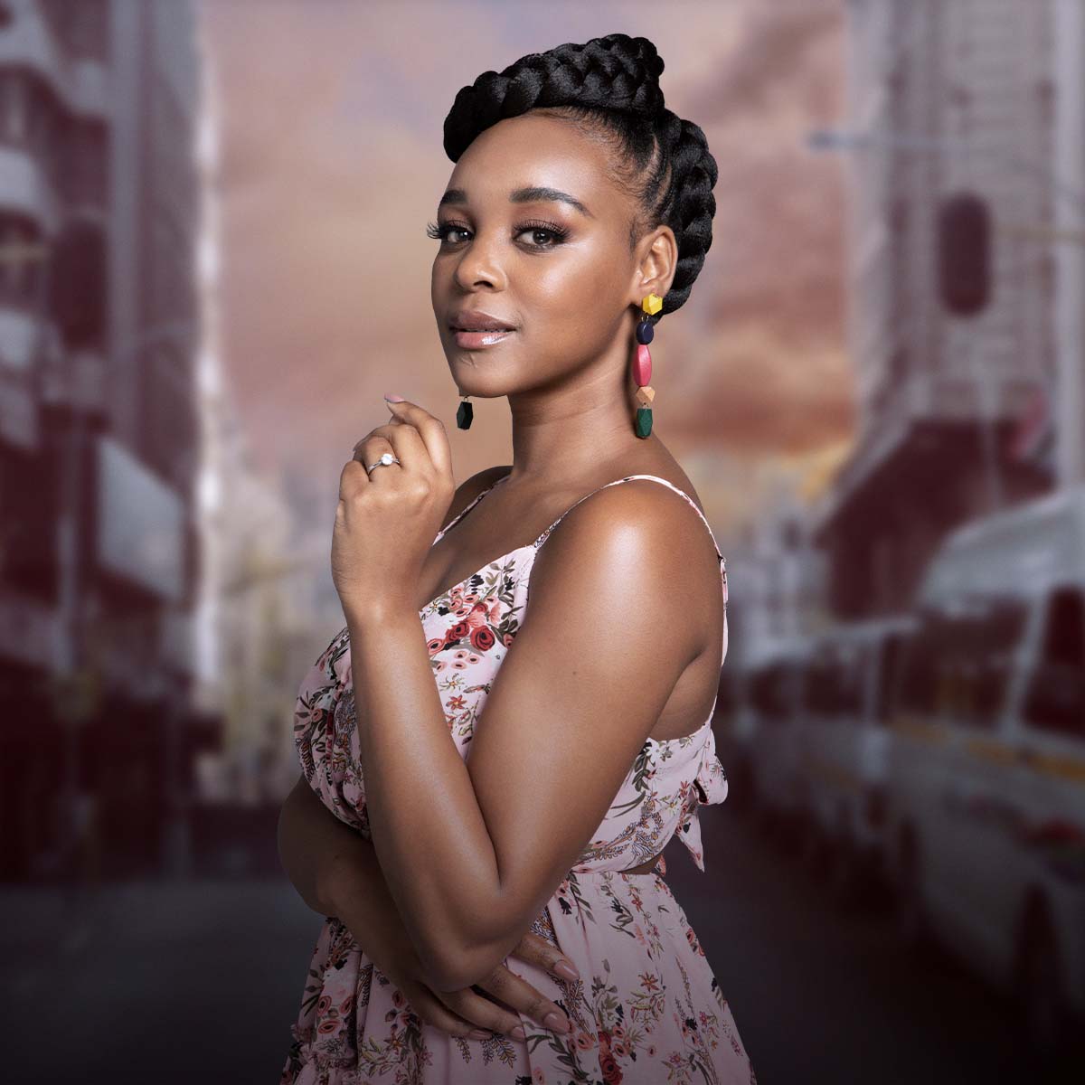 Mbalenhle Mavimbela is Hlomu on The Wife Showmax