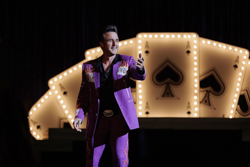 David Arquette as Simone's father the magician in Mrs Davis on Showmax