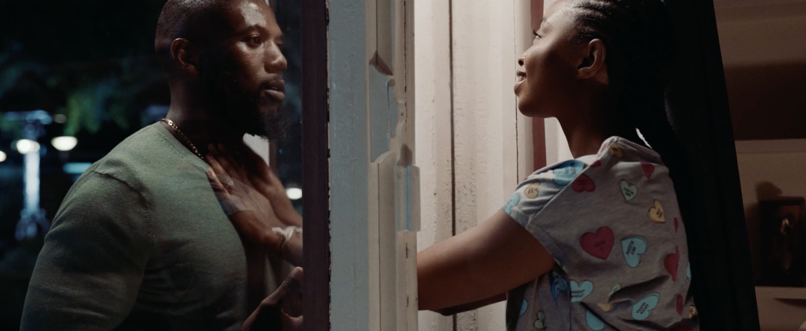 Mnqobi Kunene as Kwanele and Nirvana Nokwe-Mseleku as Sihle in Outlaws
