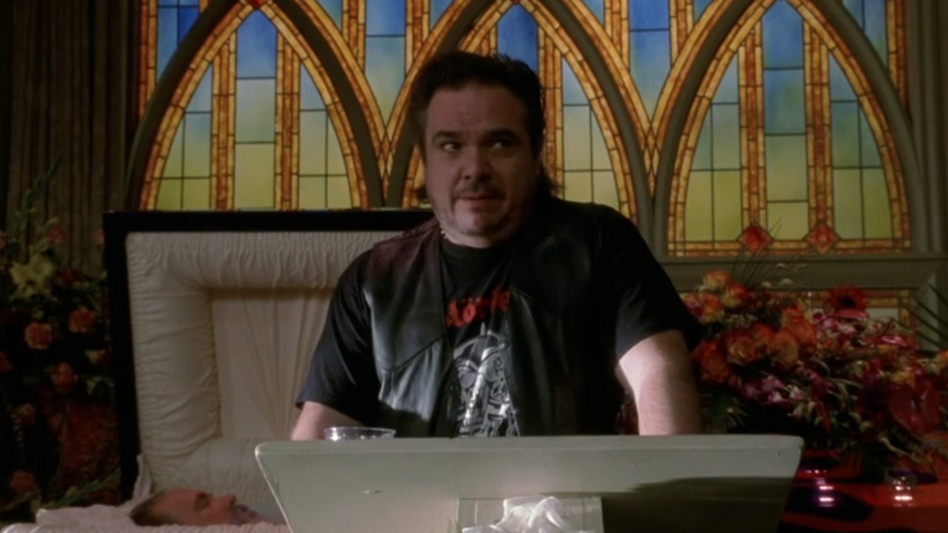 Six Feet Under is on Showmax