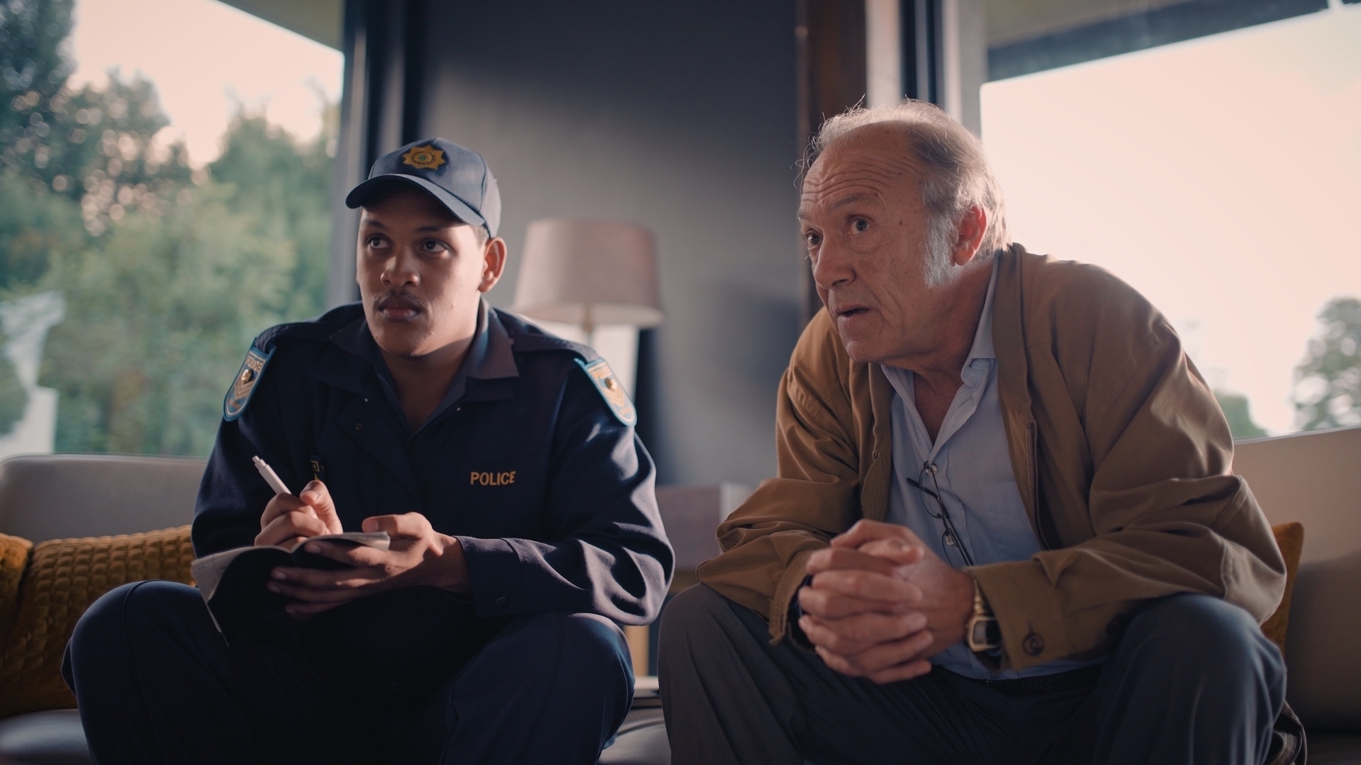 Braeden Buys and Frank Opperman in Trompoppie