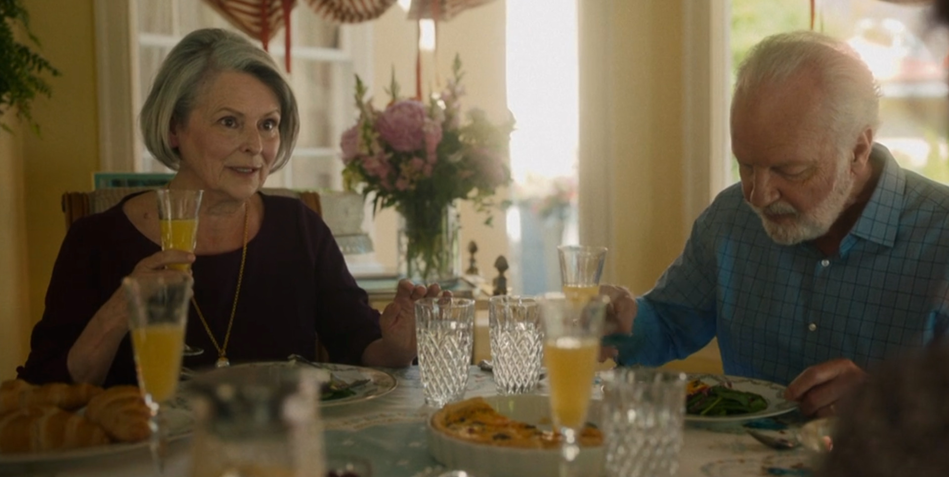 Jackie's parents in Yellowjackets