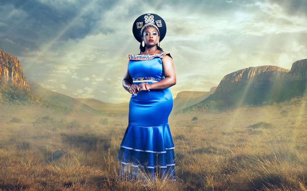 Nandi Biyela in Outlaws on Showmax