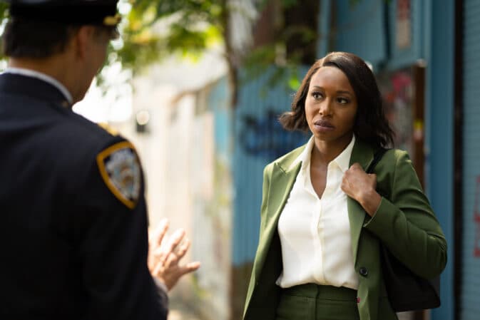 East New York is on Showmax starring Amanda Warren