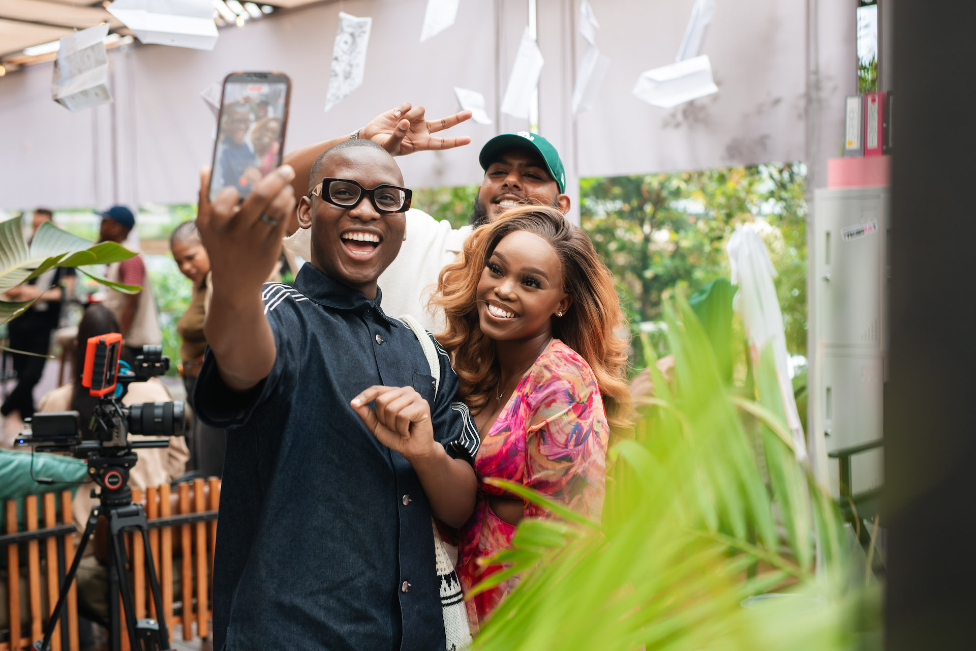 Youngins S3 on Showmax