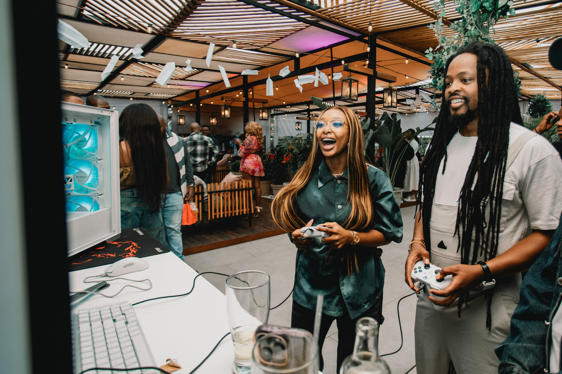 Youngins S3 on Showmax